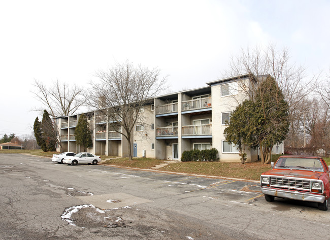 1100 W Michigan Ave in Ypsilanti, MI - Foto de edificio - Building Photo