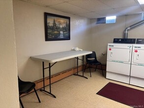 21 NJ-17 in Tuxedo, NY - Building Photo - Building Photo