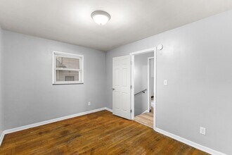 384-386-386 S Napoleon Ave in Columbus, OH - Building Photo - Building Photo