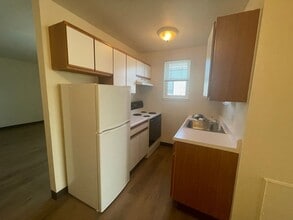 227 S White Horse Pike in Audubon, NJ - Building Photo - Building Photo