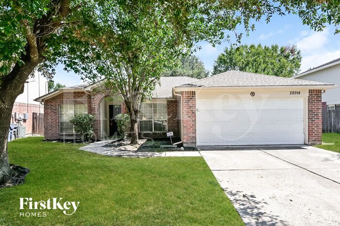 28914 Stone Fox Dr in Spring, TX - Building Photo