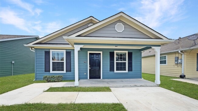 property at 7406 Blue Jay Dr