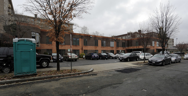 Belmont Apartments in Washington, DC - Building Photo - Building Photo