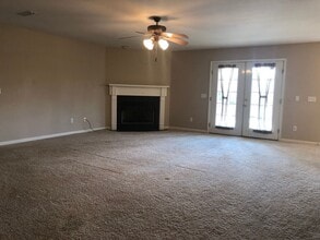 216 Windsor Garden Dr in Enterprise, AL - Building Photo - Building Photo