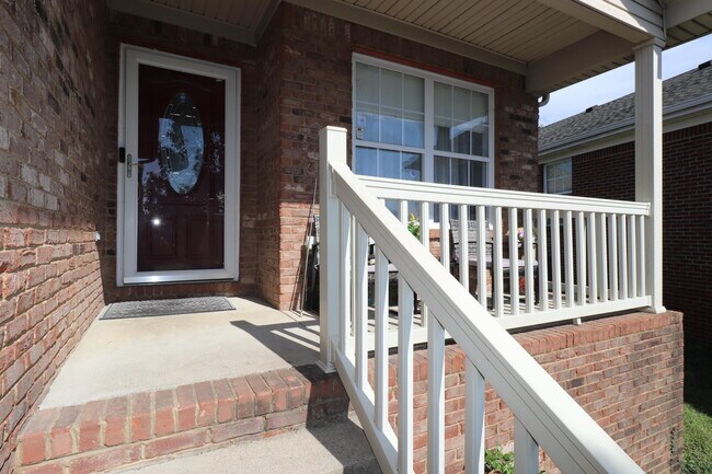 119 Bass Pond Glen Dr in Nicholasville, KY - Building Photo - Building Photo