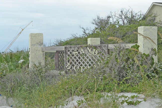 Sand Dollar in Gulf Breeze, FL - Building Photo - Other