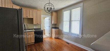 608 Winthrop St in Staunton, VA - Building Photo - Building Photo