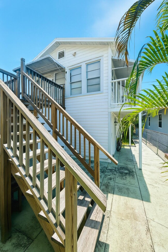 property at 318 S K St
