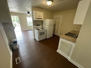 829 S State St in Raleigh, NC - Building Photo - Building Photo