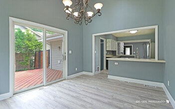 304 Hazelwood Dr in Lindenhurst, IL - Building Photo - Building Photo