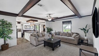 865 Pleasant Acres Dr in Seguin, TX - Building Photo