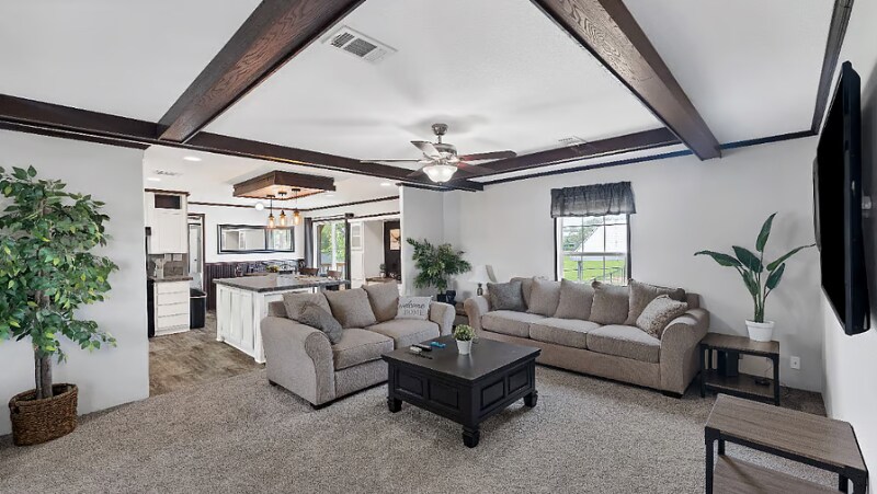 865 Pleasant Acres Dr in Seguin, TX - Building Photo