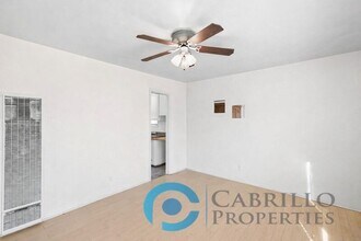 4334 Cleveland Ave in San Diego, CA - Building Photo - Building Photo