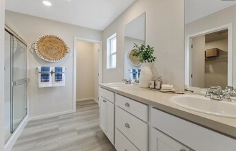 4501 W Bedford Ave in Spokane, WA - Building Photo - Building Photo