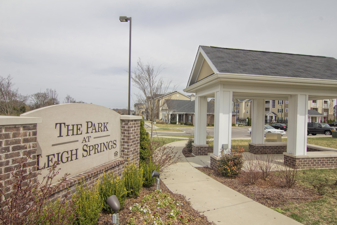 The Park at Leigh Springs in Smyrna, TN - Foto de edificio