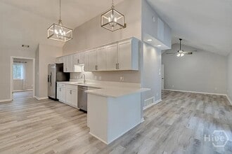 196 Sayle Rd in Richmond Hill, GA - Building Photo - Building Photo