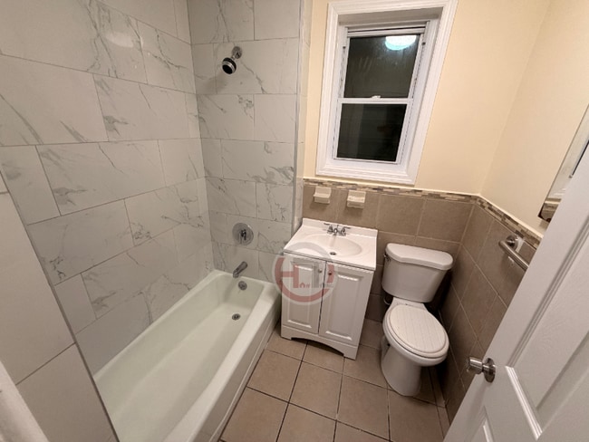 853 Van Nest Ave in Bronx, NY - Building Photo - Building Photo