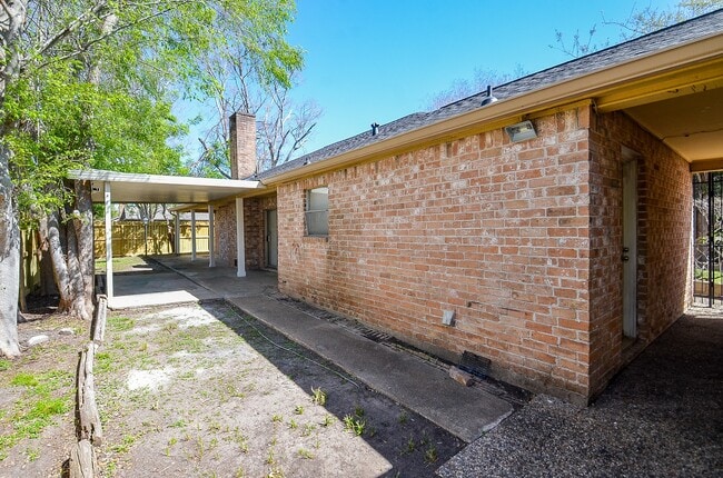 property at 7846 Vickie Springs Ln