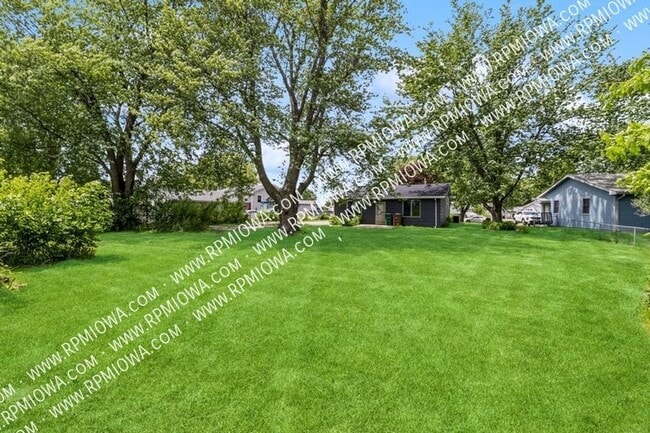 129 Paine St SE in Bondurant, IA - Building Photo - Building Photo