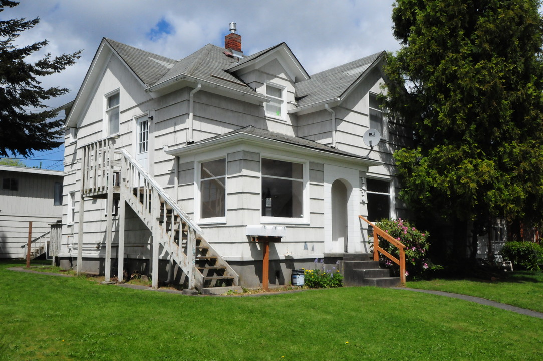 1814 Rockefeller Ave in Everett, WA - Building Photo