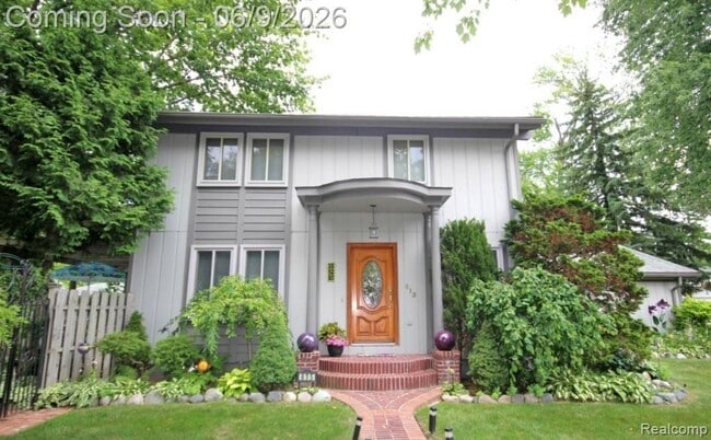 property at 615 Davis Ave