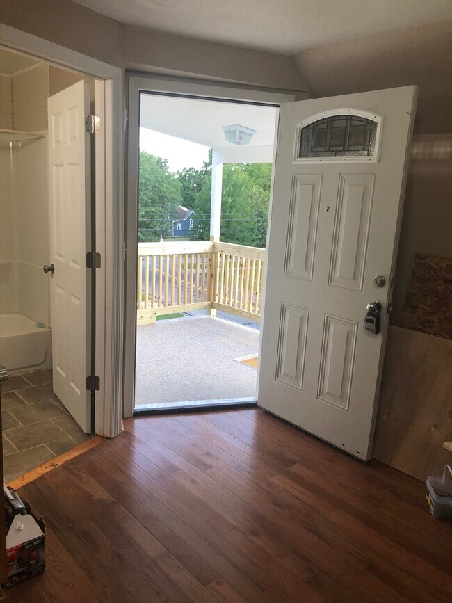 801 W Michigan Ave, Unit 1 in Ypsilanti, MI - Building Photo - Building Photo