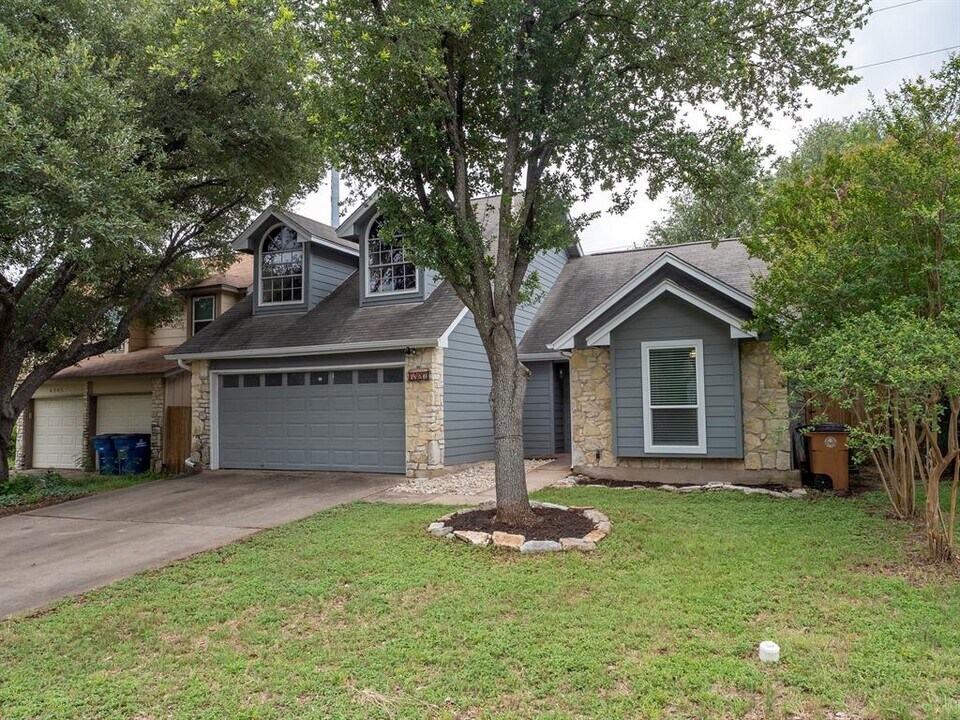 6307 Avery Island Ave in Austin, TX - Building Photo