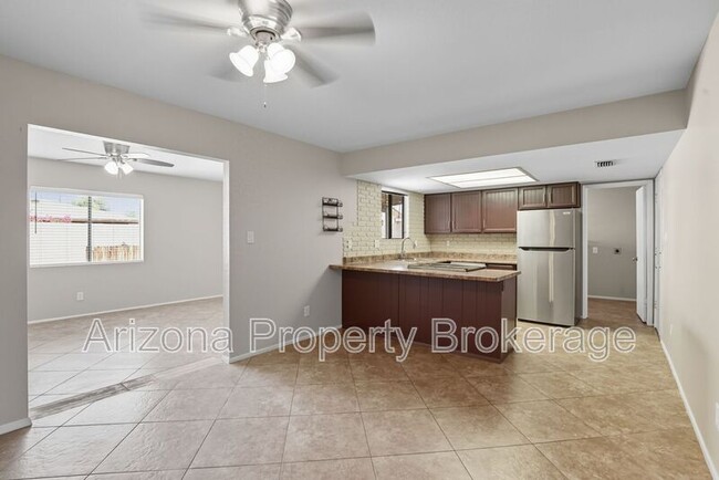 property at 2634 E Billings St