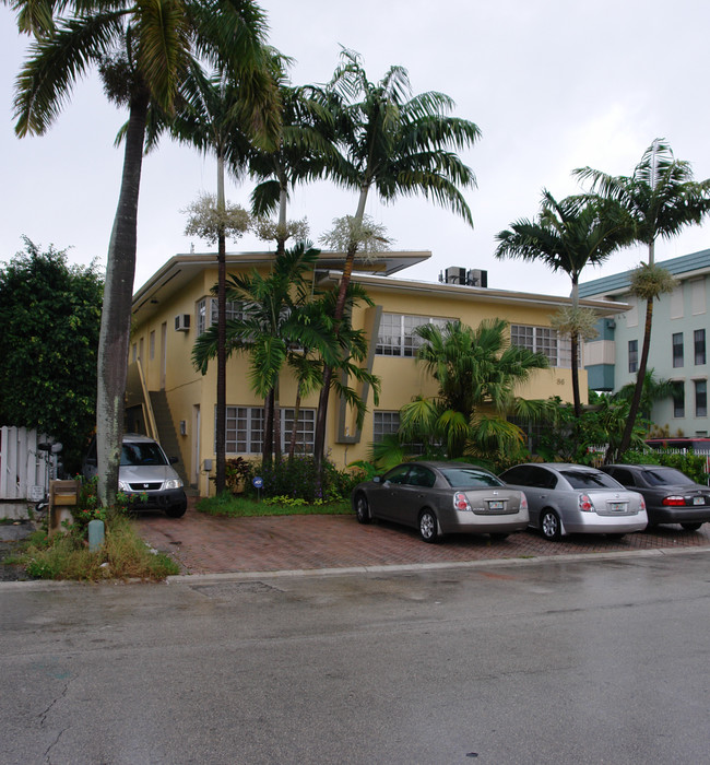 86 Isle Of Venice Dr in Fort Lauderdale, FL - Foto de edificio - Building Photo