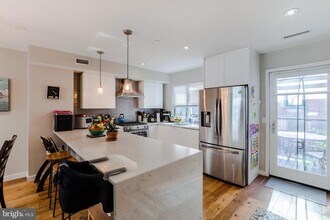 1427 E Columbia Ave in Philadelphia, PA - Building Photo - Building Photo