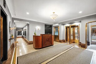 200 W 20th St, Unit 208 in New York, NY - Building Photo