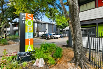 The Sophia in Houston, TX - Foto de edificio - Building Photo