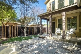 4515 Cottonwood St in Austin, TX - Building Photo - Building Photo