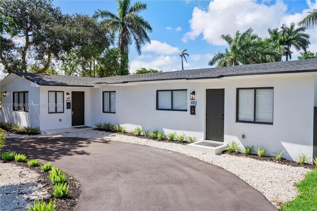 490 NE 141st St in North Miami, FL - Building Photo - Building Photo