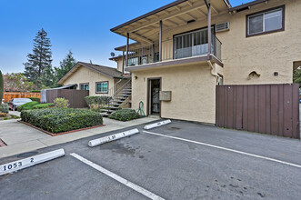 1057 Reed Ter in Sunnyvale, CA - Building Photo - Building Photo