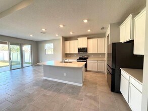 7724 Broad River Ave in Land O Lakes, FL - Building Photo - Building Photo