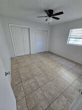 2151 NE 168th St in North Miami Beach, FL - Building Photo - Building Photo