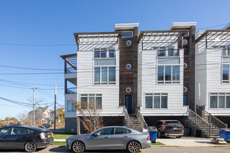 Salt Meadows in Far Rockaway, NY - Building Photo - Building Photo