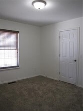 70 Merritt Dr in Bella Vista, AR - Building Photo - Building Photo