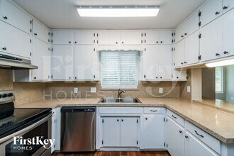 2809 Annette Cir in Jacksonville, FL - Building Photo - Building Photo