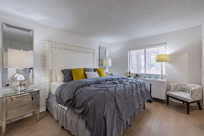 Waterview at Rocky Point Apartments