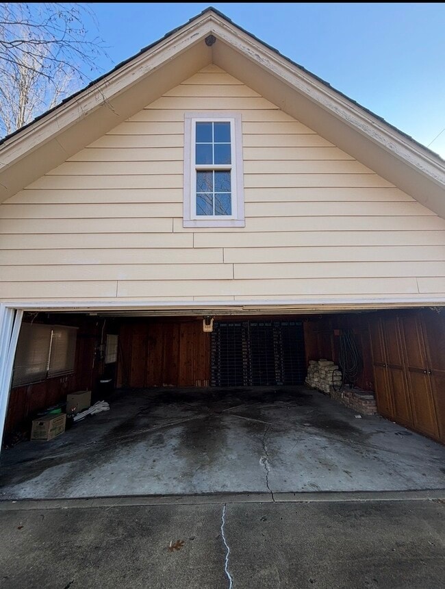 310 N Prairie Ave in Joliet, IL - Building Photo - Building Photo