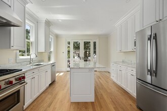 62 Reed St, Unit 62 in Cambridge, MA - Building Photo - Building Photo