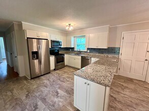 2707 Granbrook Dr in Johnson City, TN - Building Photo - Building Photo