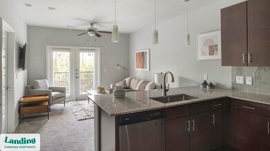 715 W Slaughter Ln in Austin, TX - Building Photo - Building Photo