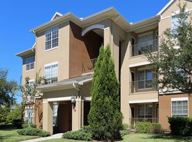 Camden Lago Vista in Orlando, FL - Building Photo