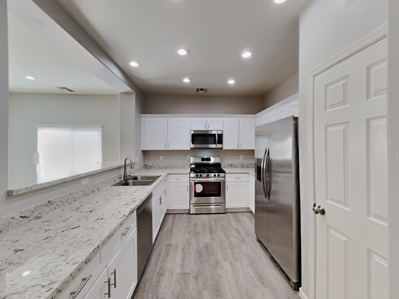 44220 Caven Dr in Maricopa, AZ - Building Photo