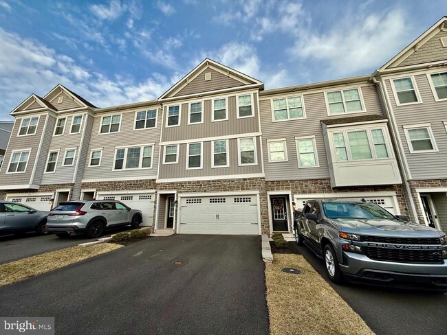 158 Larrabee Wy in Royersford, PA - Building Photo - Building Photo