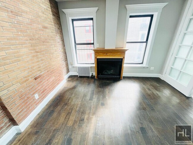 East 18th Street, Unit 5D in New York, NY - Foto de edificio - Building Photo