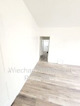 931 1/2 W Wayne St in Lima, OH - Building Photo - Building Photo